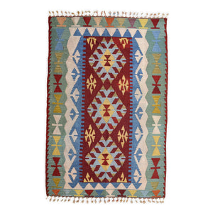 traditional Anatolian kilim | natural wool rug