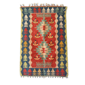 hand-woven rug | vintage goods |double diamante pattern